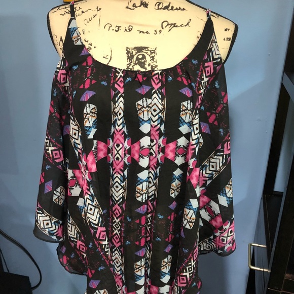 Cute shirt - Picture 1 of 3